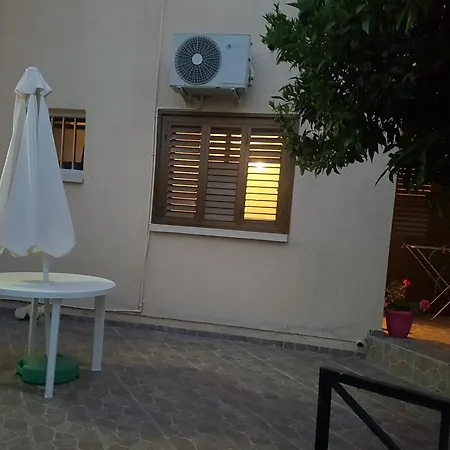 Daire Seaside Holiday Flat *
